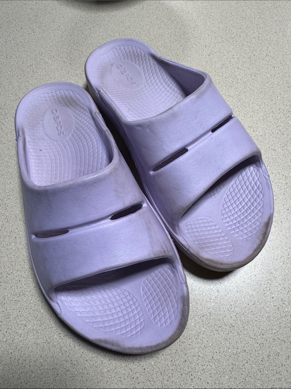 Pale purple Oofos Slides Size 8 Eur 39